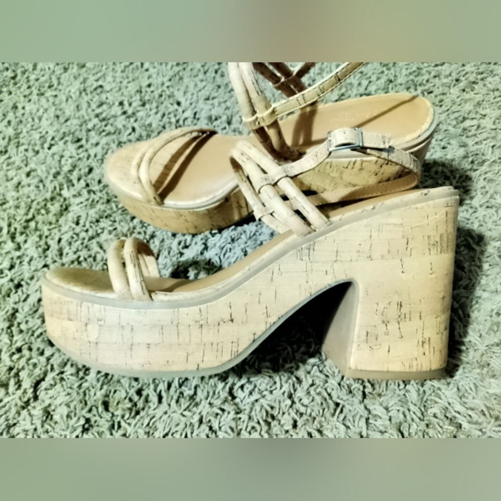 Universal Thread Women's Size 11 Tan Alva Cork Platform Heels - Picture 3 of 7